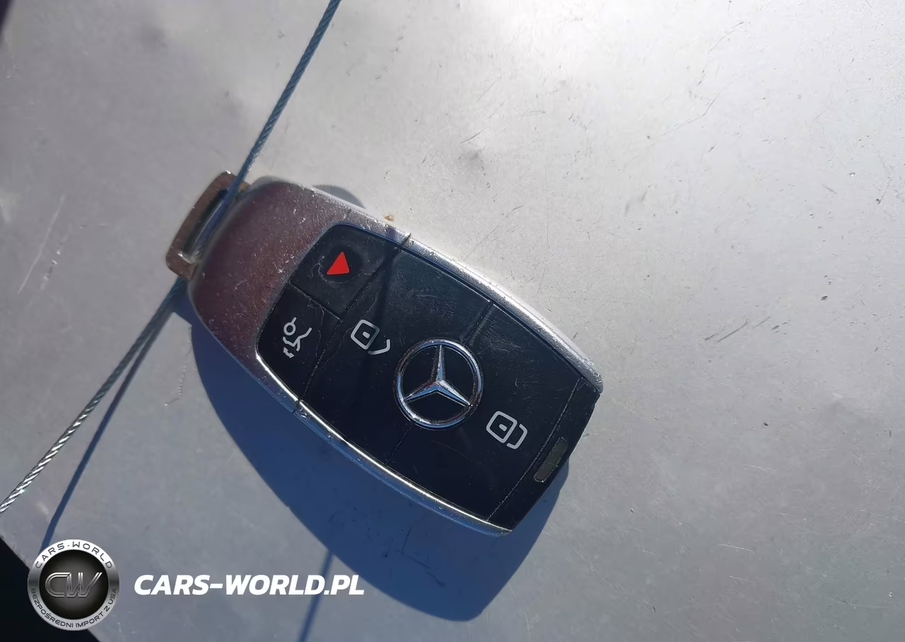2017 Mercedes-Benz E 300 4Matic VIN:WDDZF4KB9HA076503 - 11