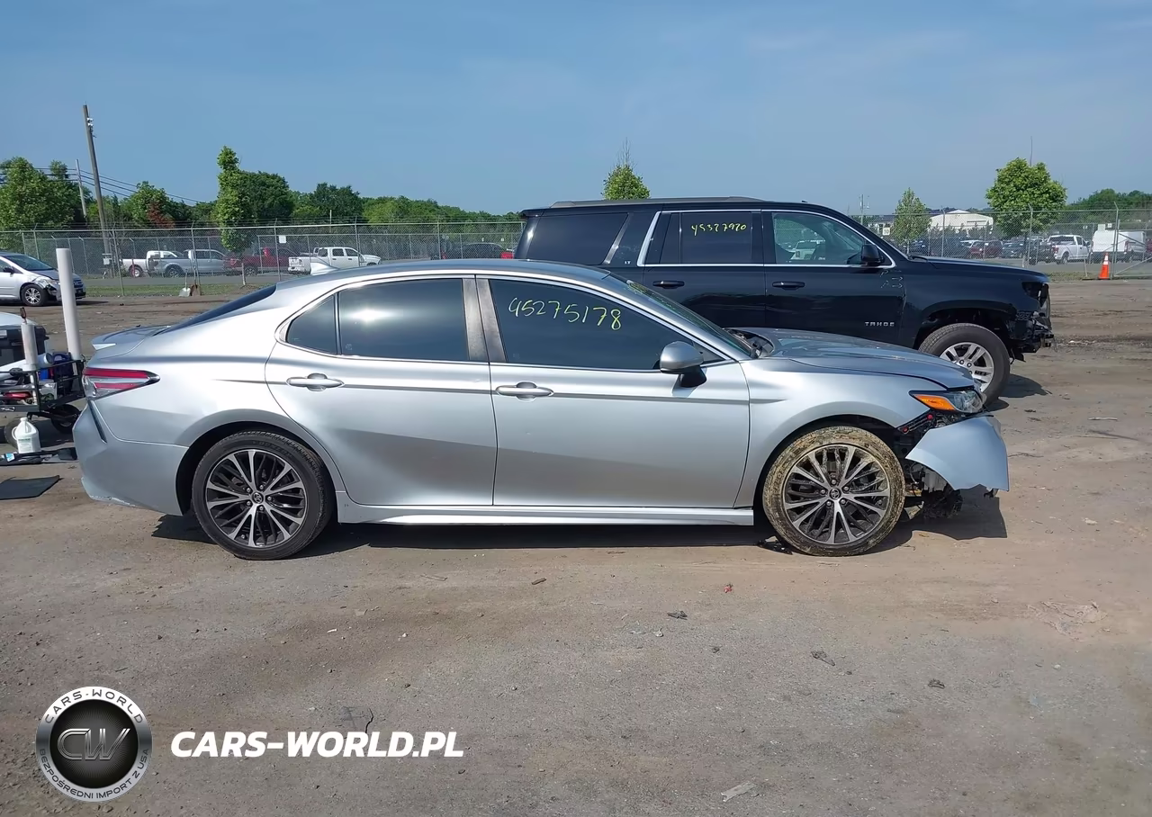2019 Toyota Camry Se VIN:4T1B11HKXKU204233 - 13