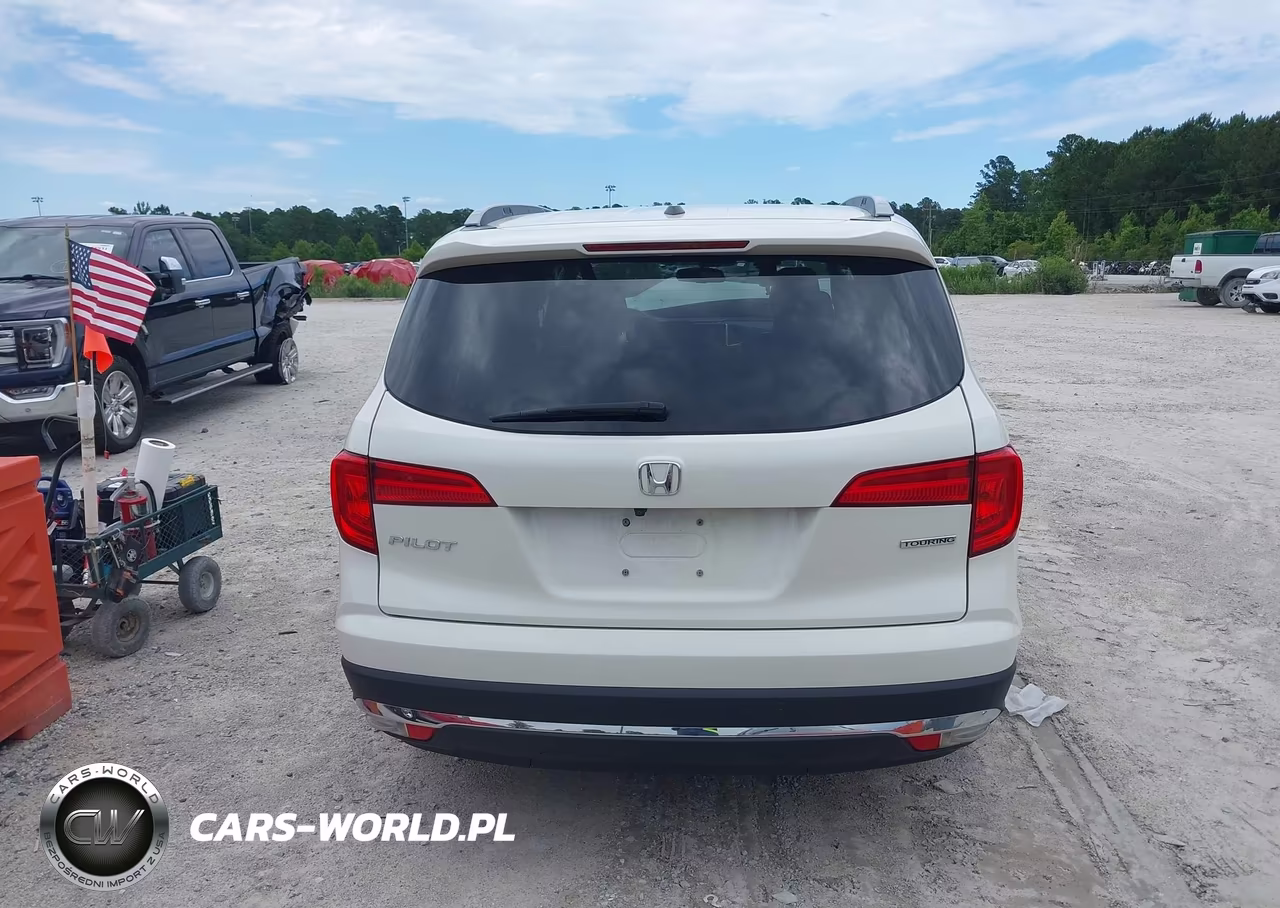 2017 Honda Pilot Touring VIN:5FNYF5H97HB007297 - 16