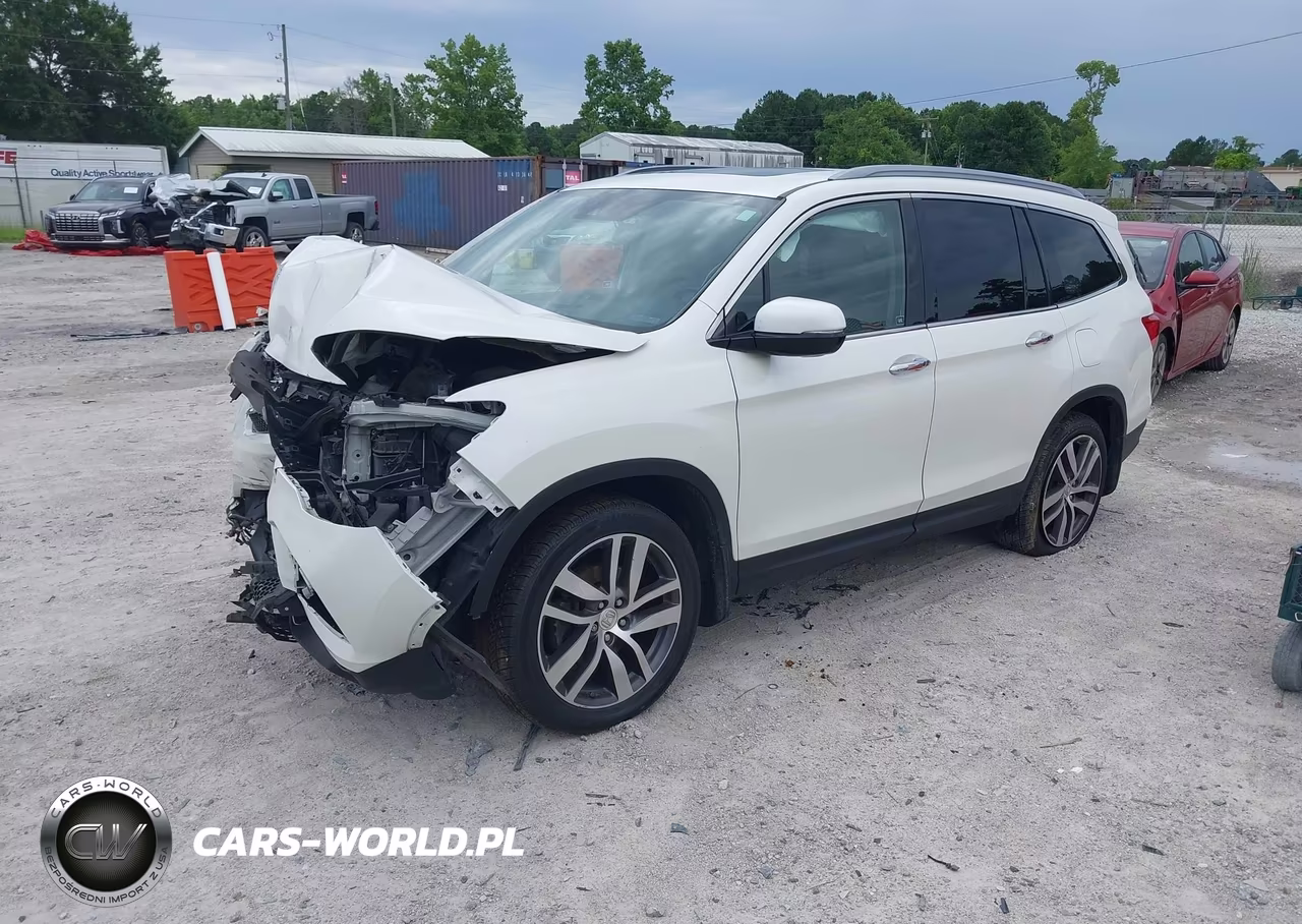 2017 Honda Pilot Touring VIN:5FNYF5H97HB007297 - 2