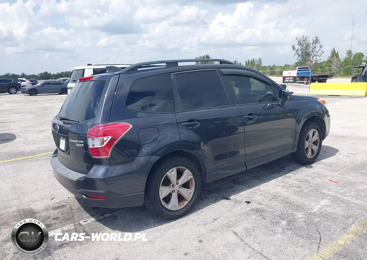 2016 Subaru Forester 2.5I Premium VIN:JF2SJAFC4GH523600 - 4