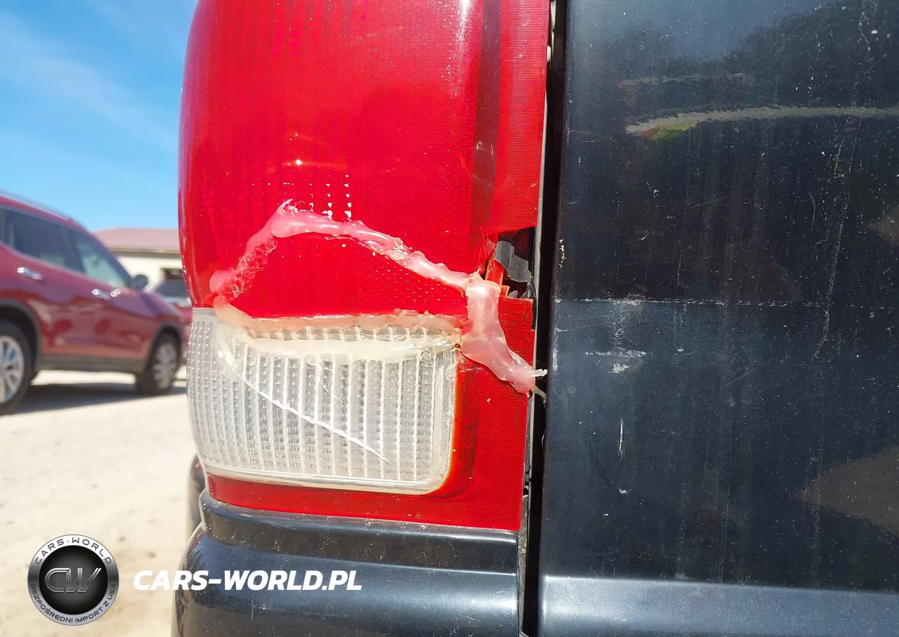 1998 Ford Ranger Splash-Xl-Xlt VIN:1FTYR10U3WPB63811 - 12
