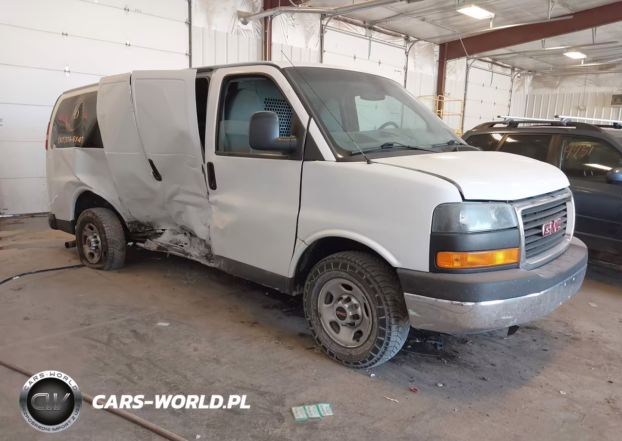 2014 GMC Savana 2500 Work Van