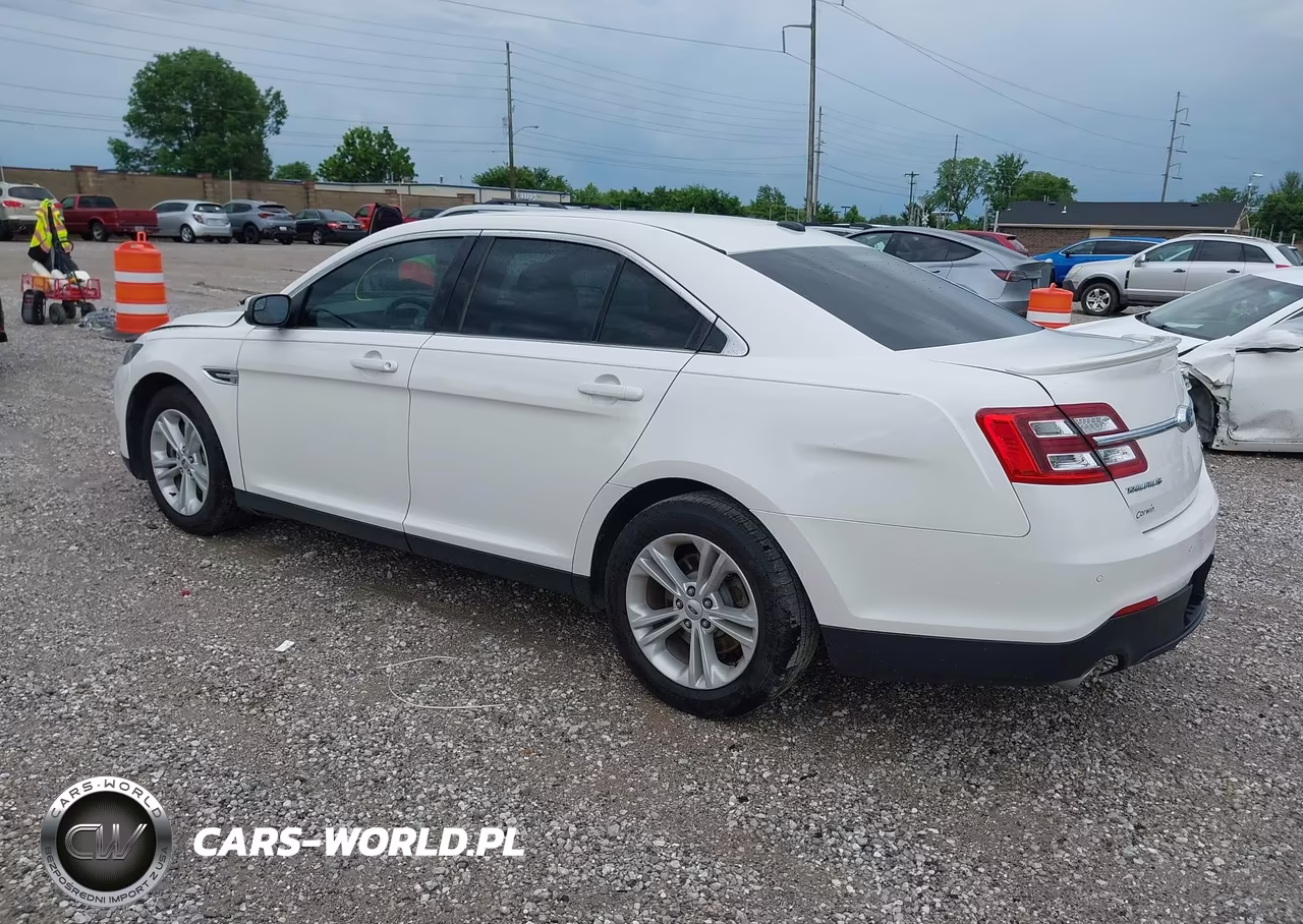 2016 Ford Taurus Sel VIN:1FAHP2E80GG118887 - 3