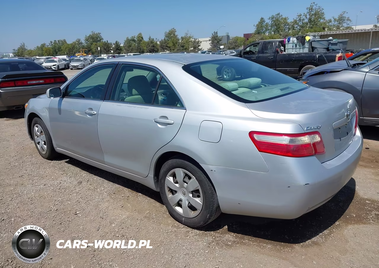 2007 Toyota Camry Le VIN:4T1BE46K27U670433 - 3