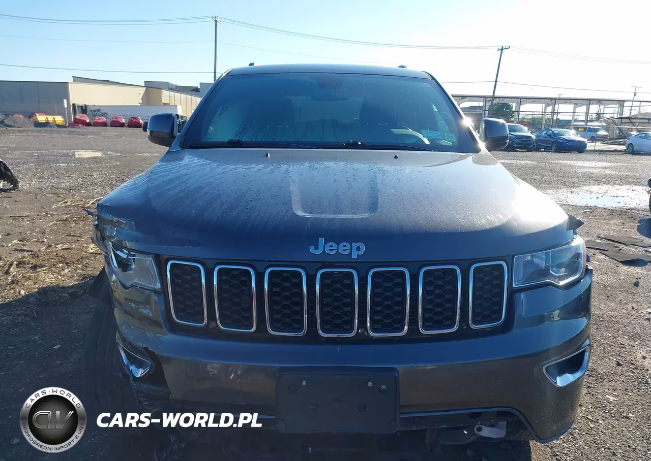 2020 Jeep Grand Cherokee Laredo E 4X4 VIN:1C4RJFAG4LC139179 - 13