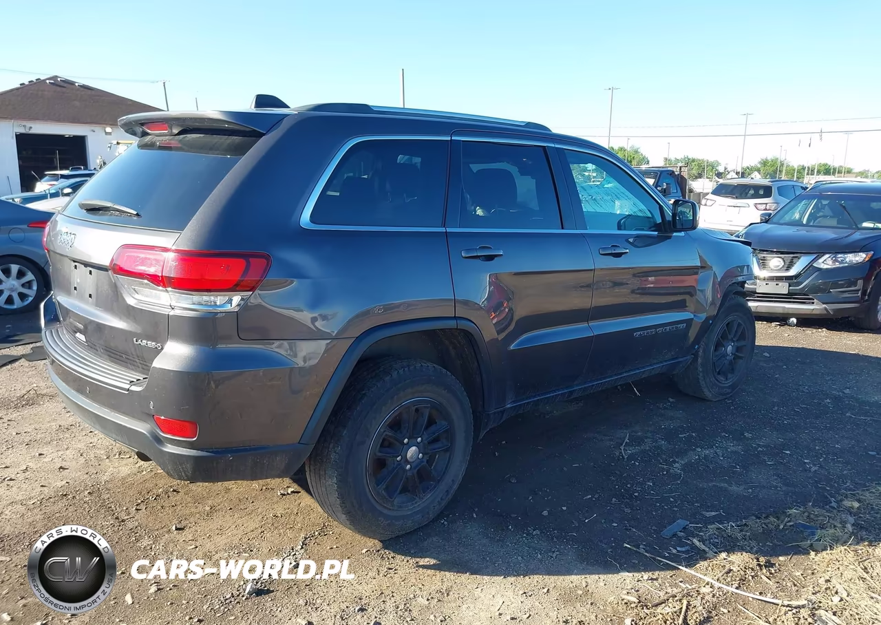 2020 Jeep Grand Cherokee Laredo E 4X4 VIN:1C4RJFAG4LC139179 - 4