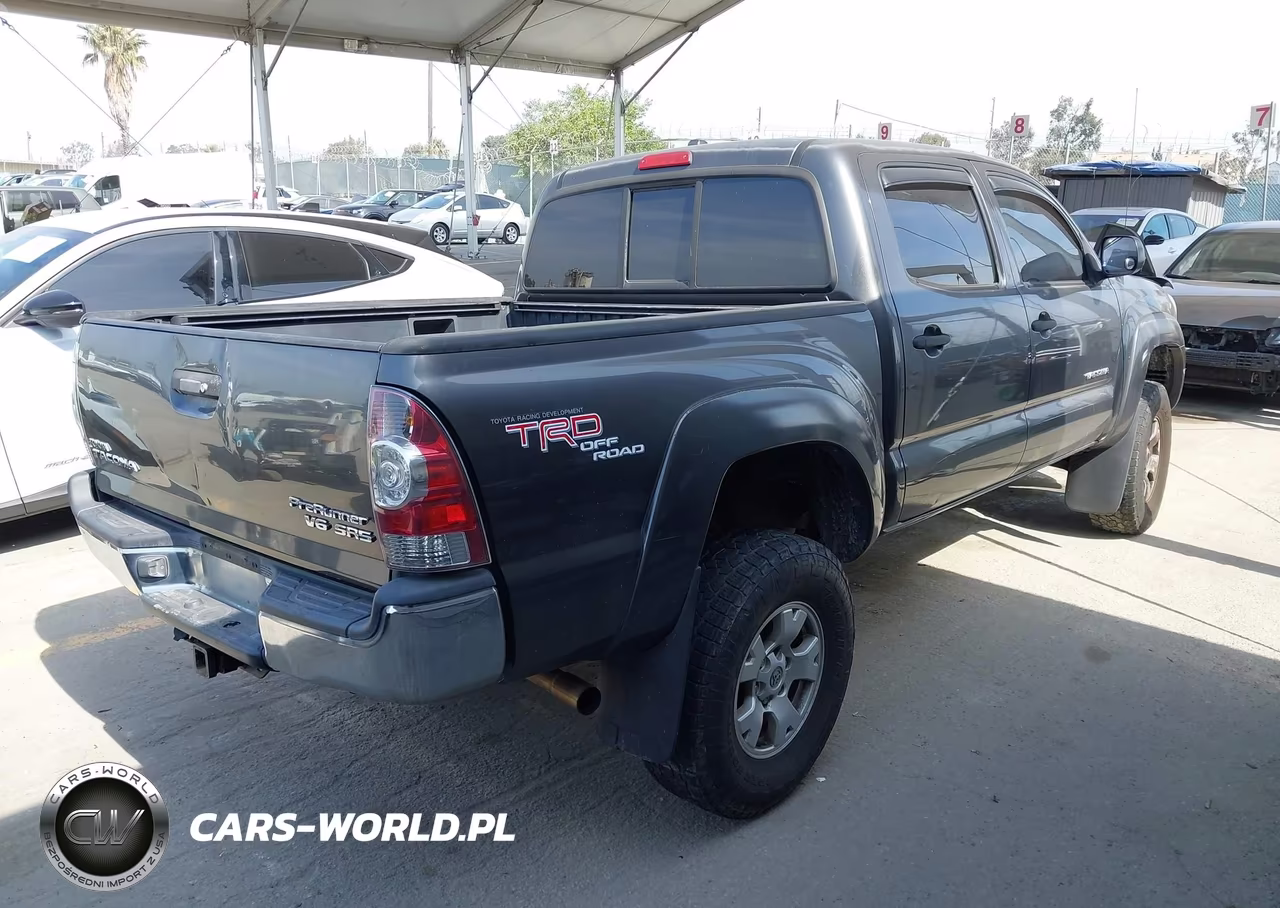 2010 Toyota Tacoma Prerunner V6 VIN:3TMJU4GN3AM098036 - 4