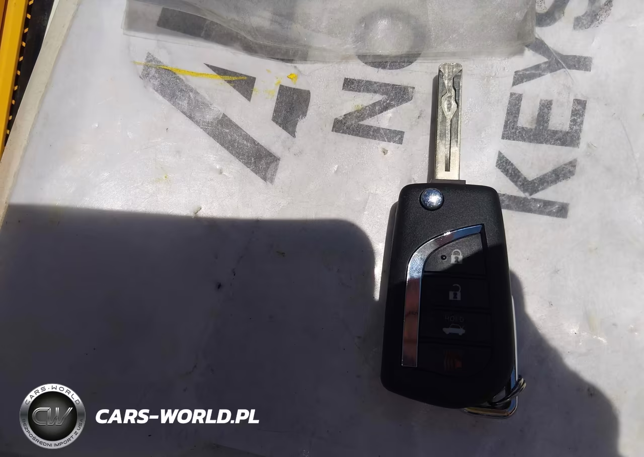 2021 Toyota Corolla Le VIN:JTDEPMAE3MJ189889 - 11