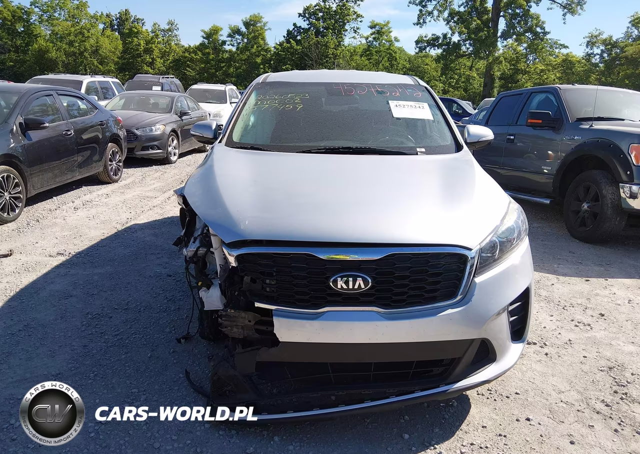 2019 Kia Sorento 2.4L L VIN:5XYPG4A36KG577459 - 11