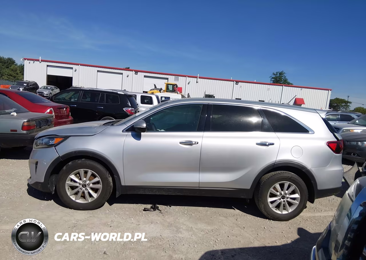 2019 Kia Sorento 2.4L L VIN:5XYPG4A36KG577459 - 13