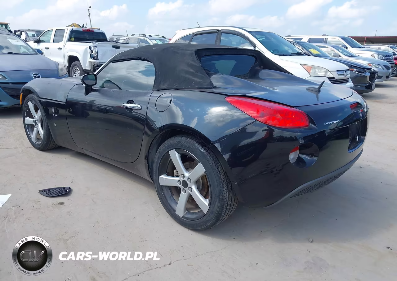 2008 Pontiac Solstice VIN:1G2MC35B78Y113904 - 3