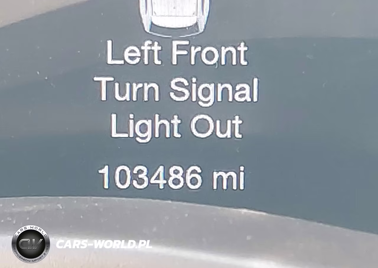 2018 Jeep Grand Cherokee Overland 4X2 VIN:1C4RJECG2JC221934 - 15