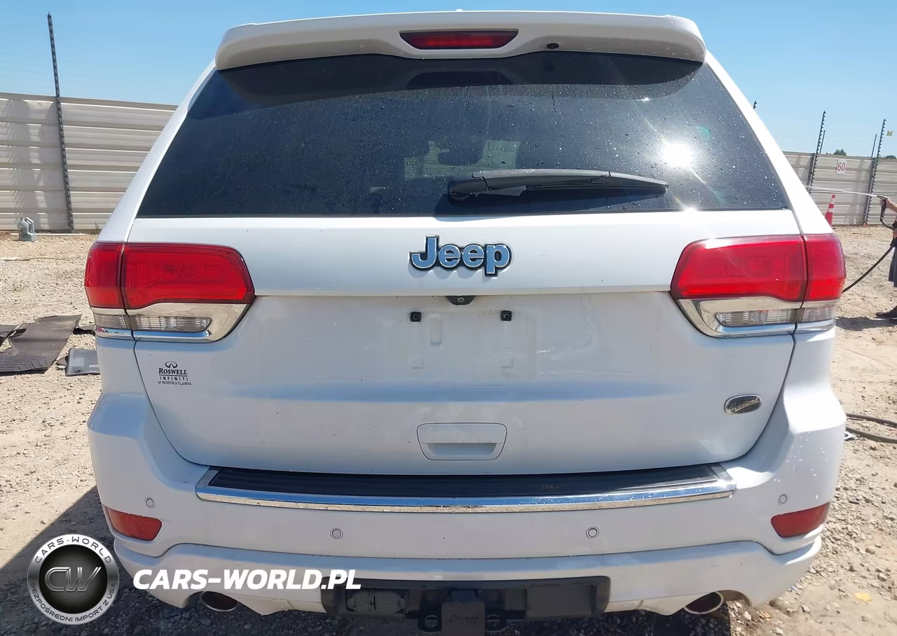 2018 Jeep Grand Cherokee Overland 4X2 VIN:1C4RJECG2JC221934 - 16