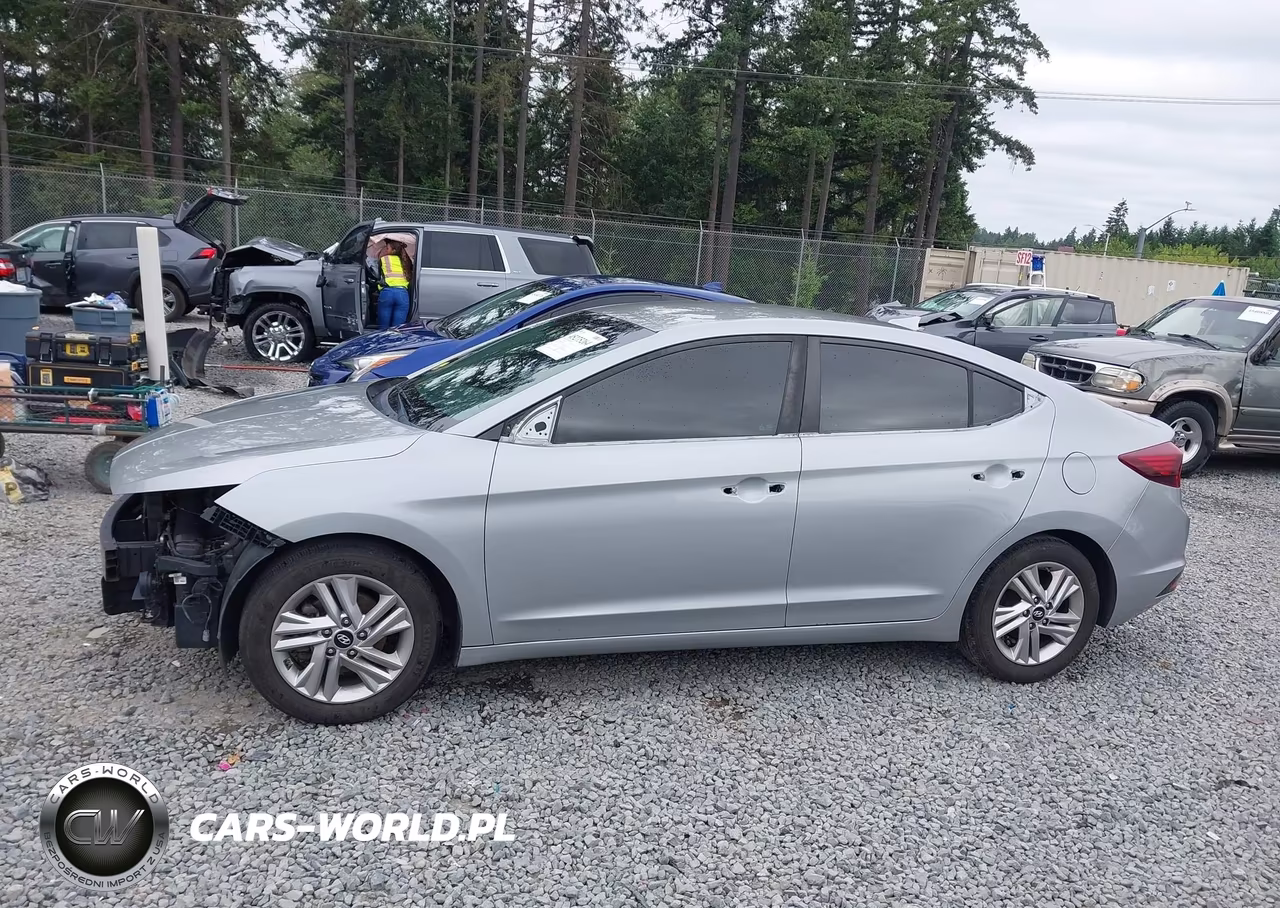 2020 Hyundai Elantra Sel VIN:5NPD84LF4LH569457 - 15