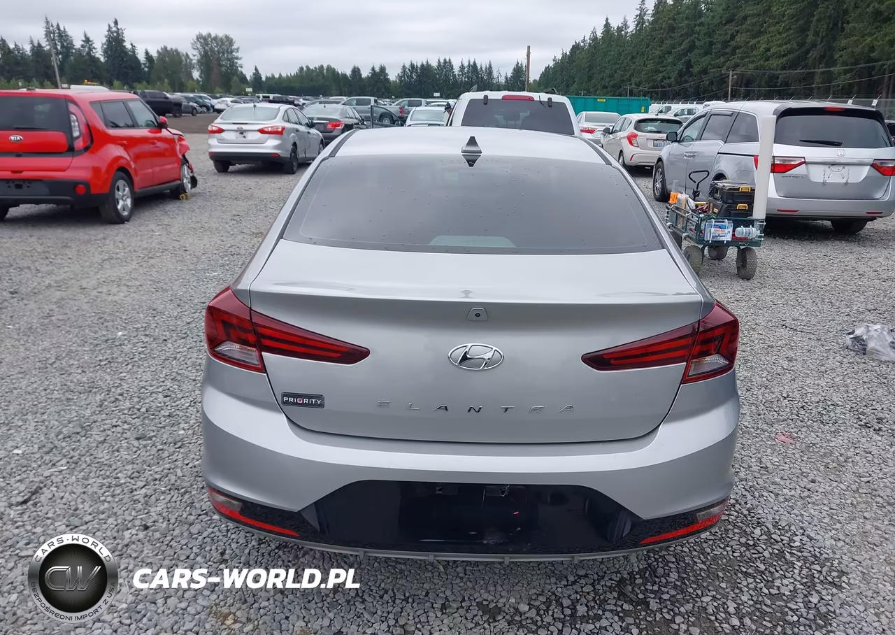 2020 Hyundai Elantra Sel VIN:5NPD84LF4LH569457 - 17