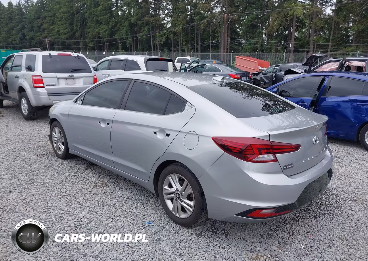 2020 Hyundai Elantra Sel VIN:5NPD84LF4LH569457 - 3
