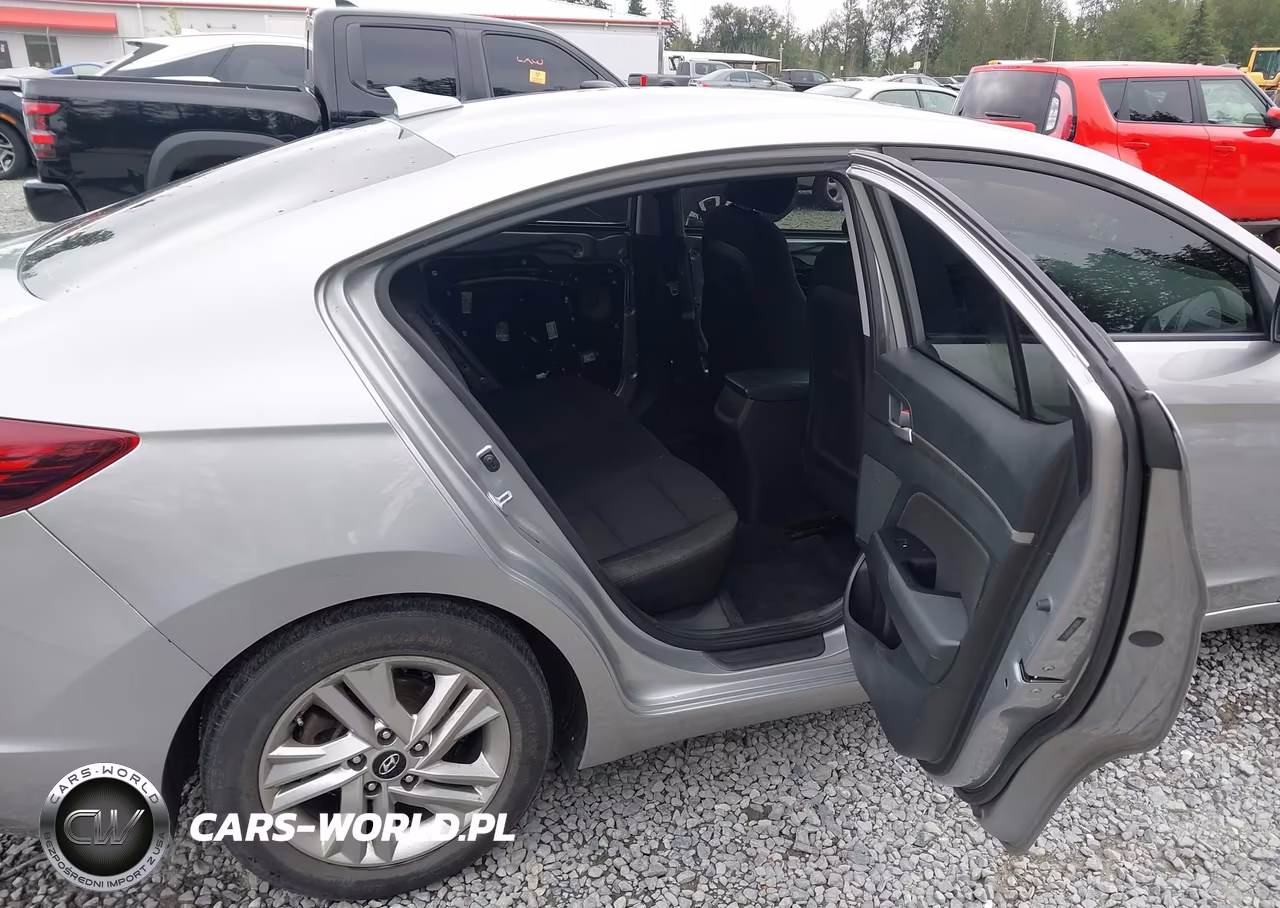 2020 Hyundai Elantra Sel VIN:5NPD84LF4LH569457 - 8
