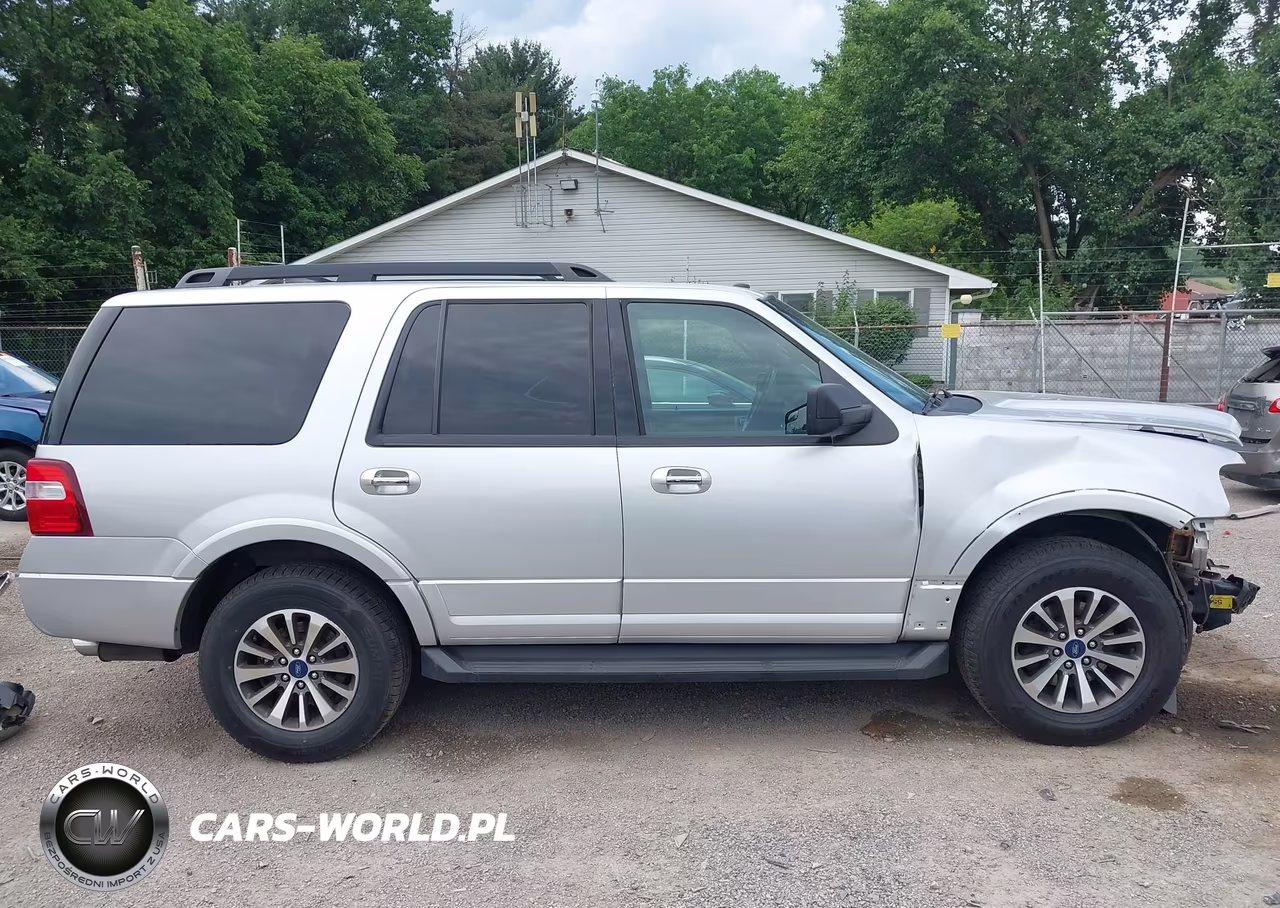 2017 Ford Expedition Xlt VIN:1FMJU1JT2HEA26083 - 14