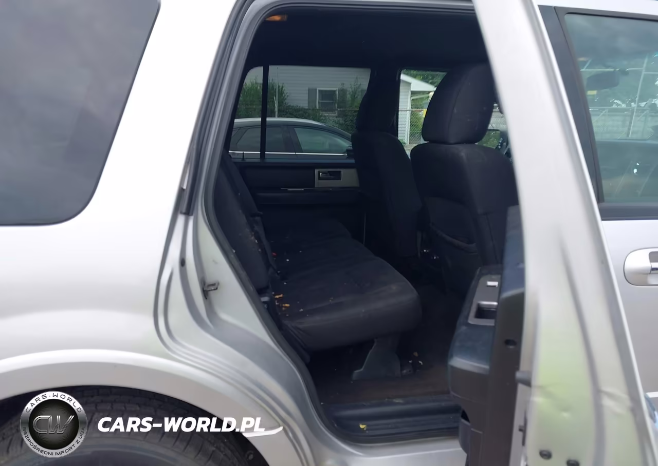 2017 Ford Expedition Xlt VIN:1FMJU1JT2HEA26083 - 8