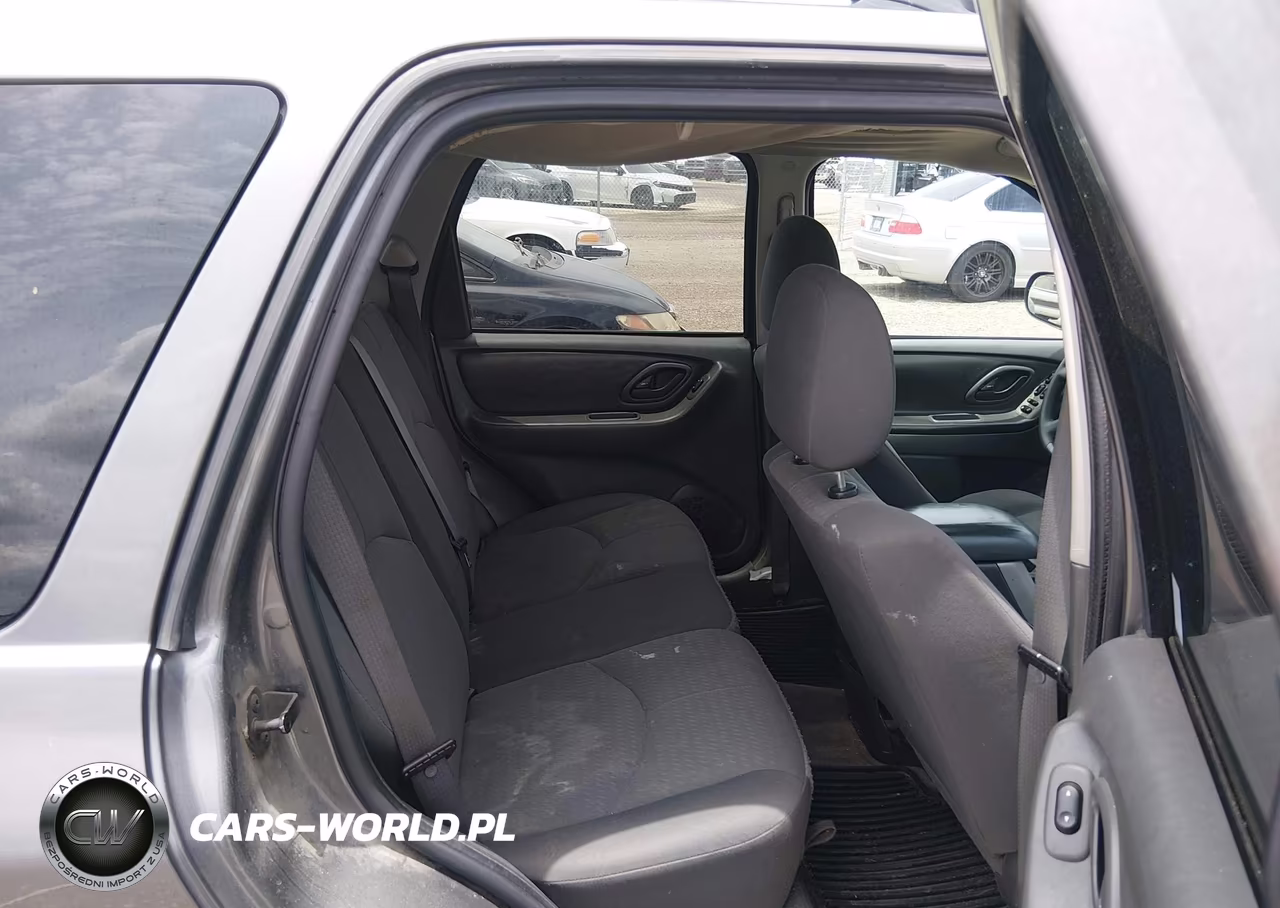 2006 Mazda Tribute I VIN:4F2YZ92Z46KM19717 - 8