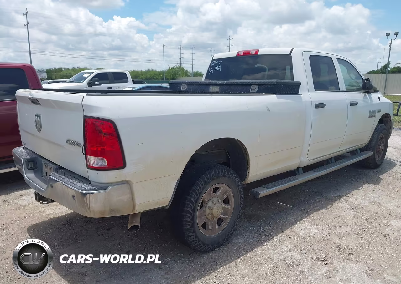 2016 Ram 2500 Tradesman VIN:3C6UR5HJ9GG125772 - 4