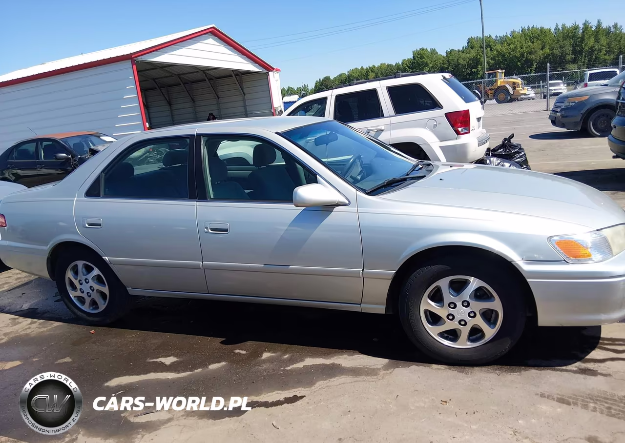2000 Toyota Camry Le VIN:4T1BG22K2YU656991 - 13