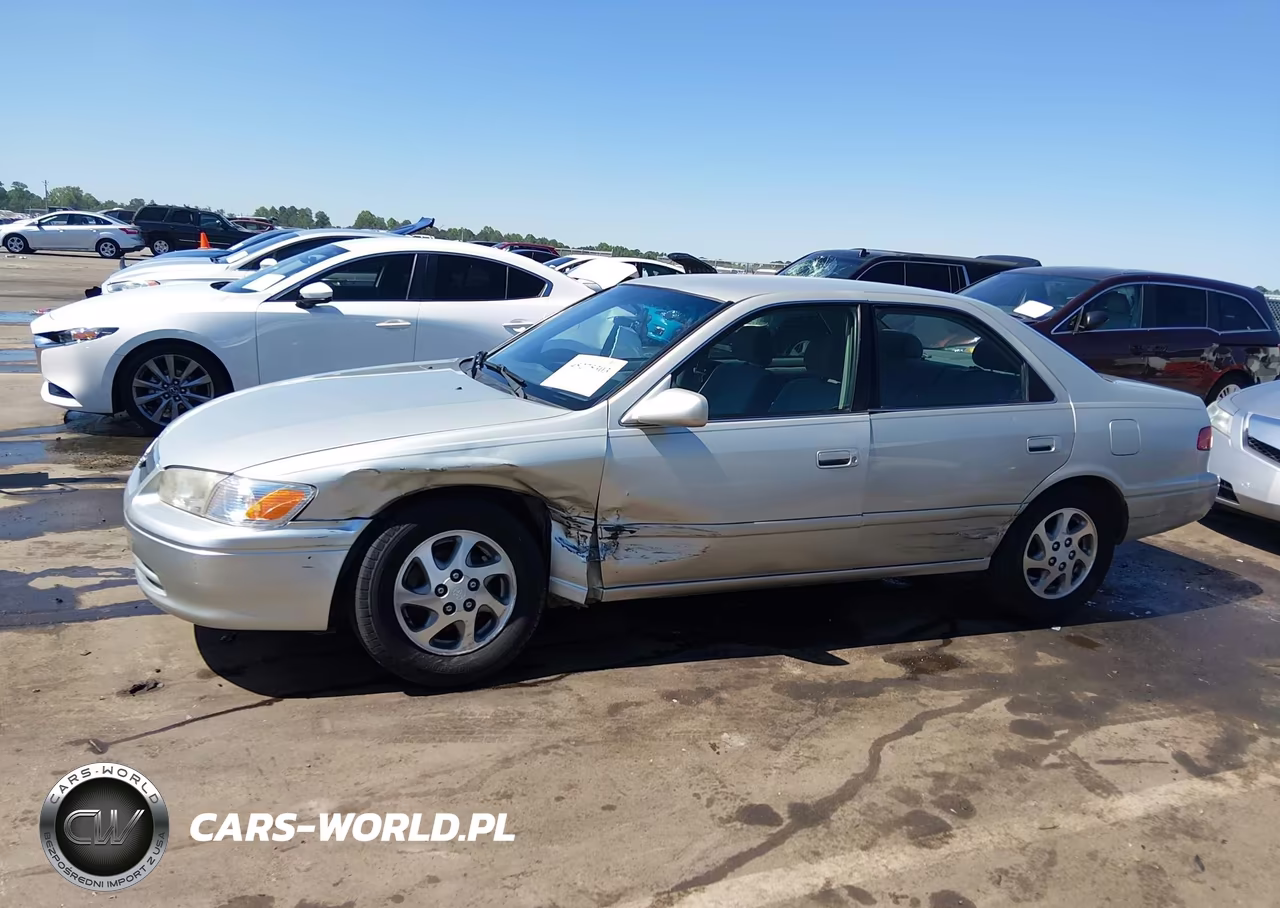 2000 Toyota Camry Le VIN:4T1BG22K2YU656991 - 14