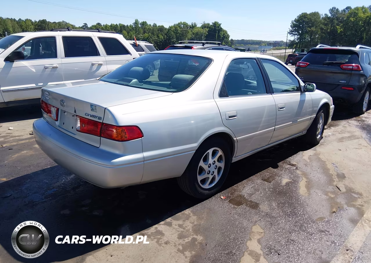 2000 Toyota Camry Le VIN:4T1BG22K2YU656991 - 4