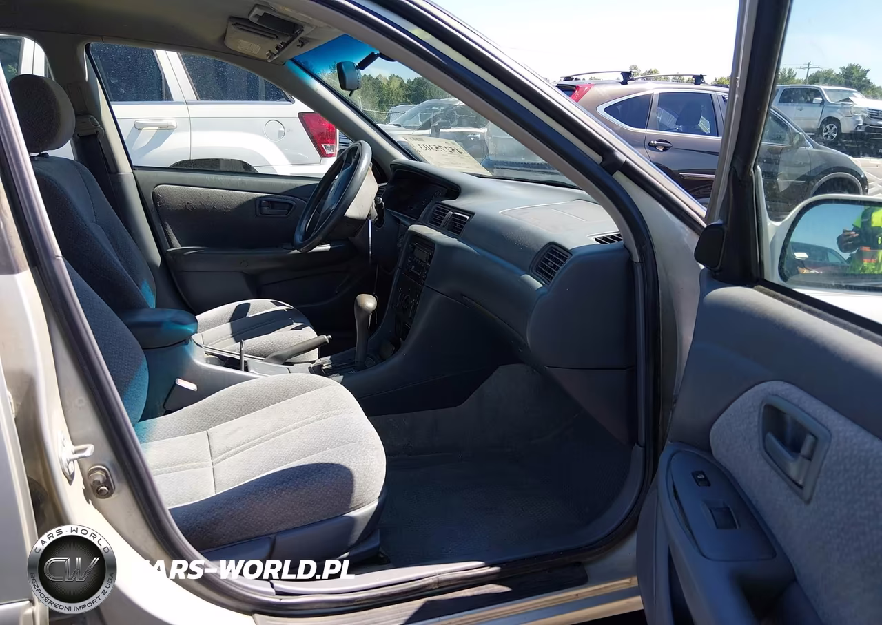 2000 Toyota Camry Le VIN:4T1BG22K2YU656991 - 5
