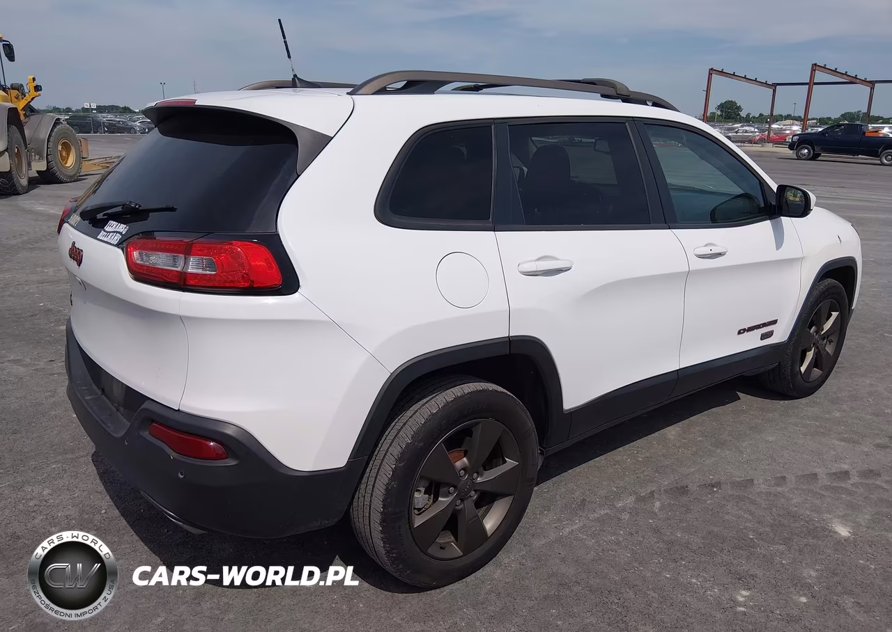 2016 Jeep Cherokee 75Th Anniversary VIN:1C4PJMCS6GW267828 - 4