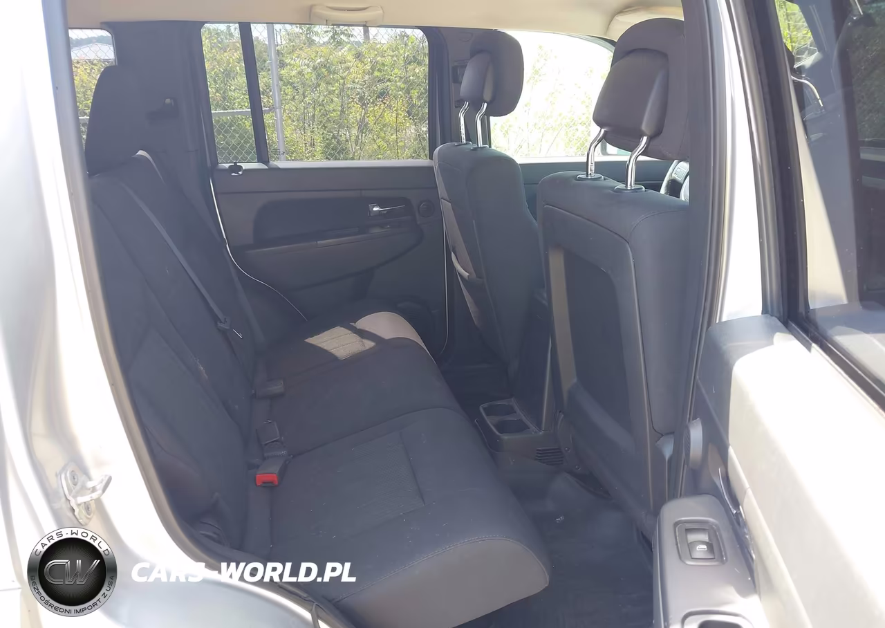 2011 Jeep Liberty Sport VIN:1J4PN2GK3BW578168 - 8