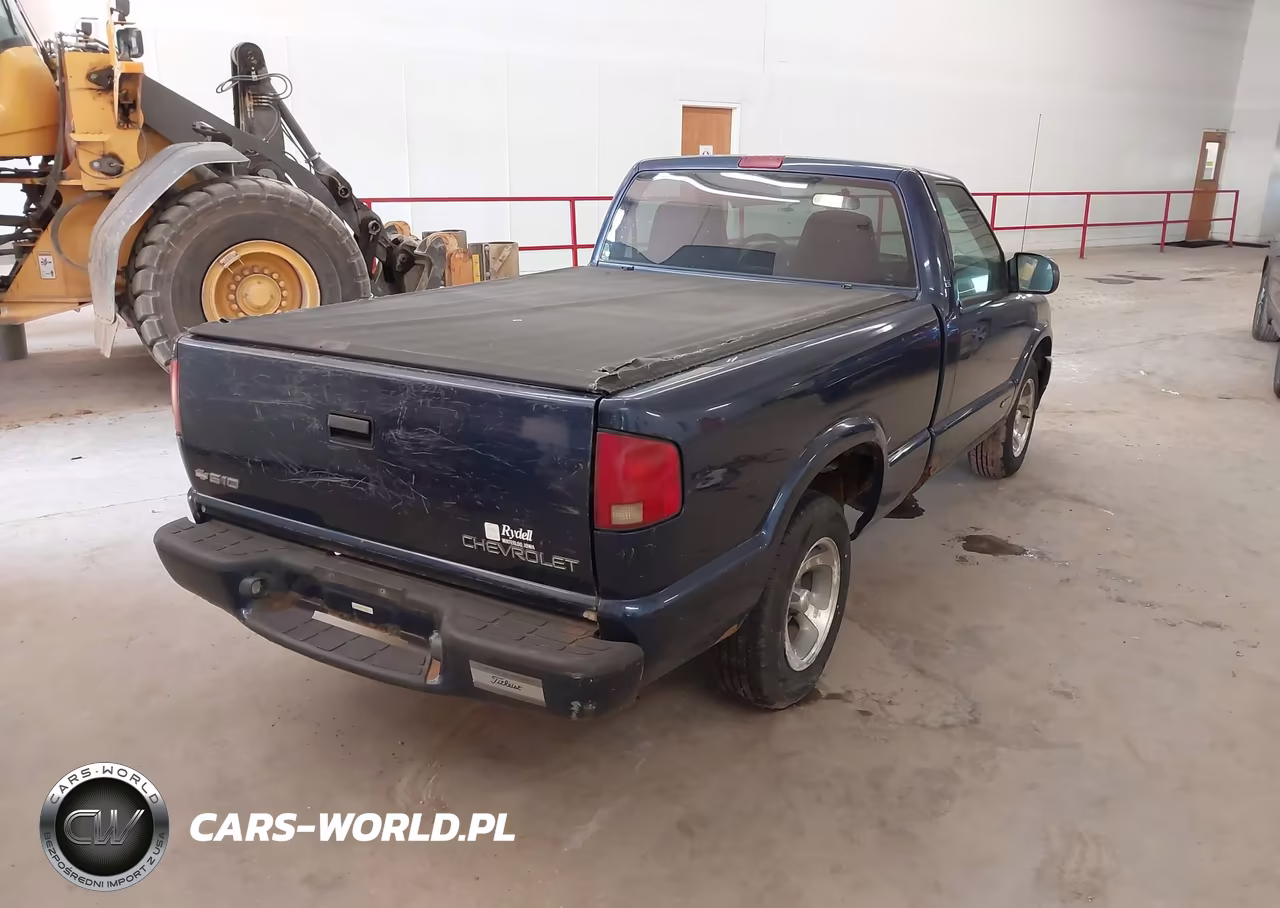 2001 Chevrolet S-10 Ls VIN:1GCCS145118242575 - 4