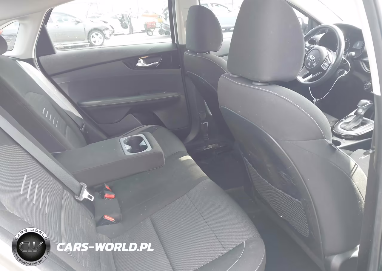 2019 Kia Forte S VIN:3KPF34AD1KE076279 - 8