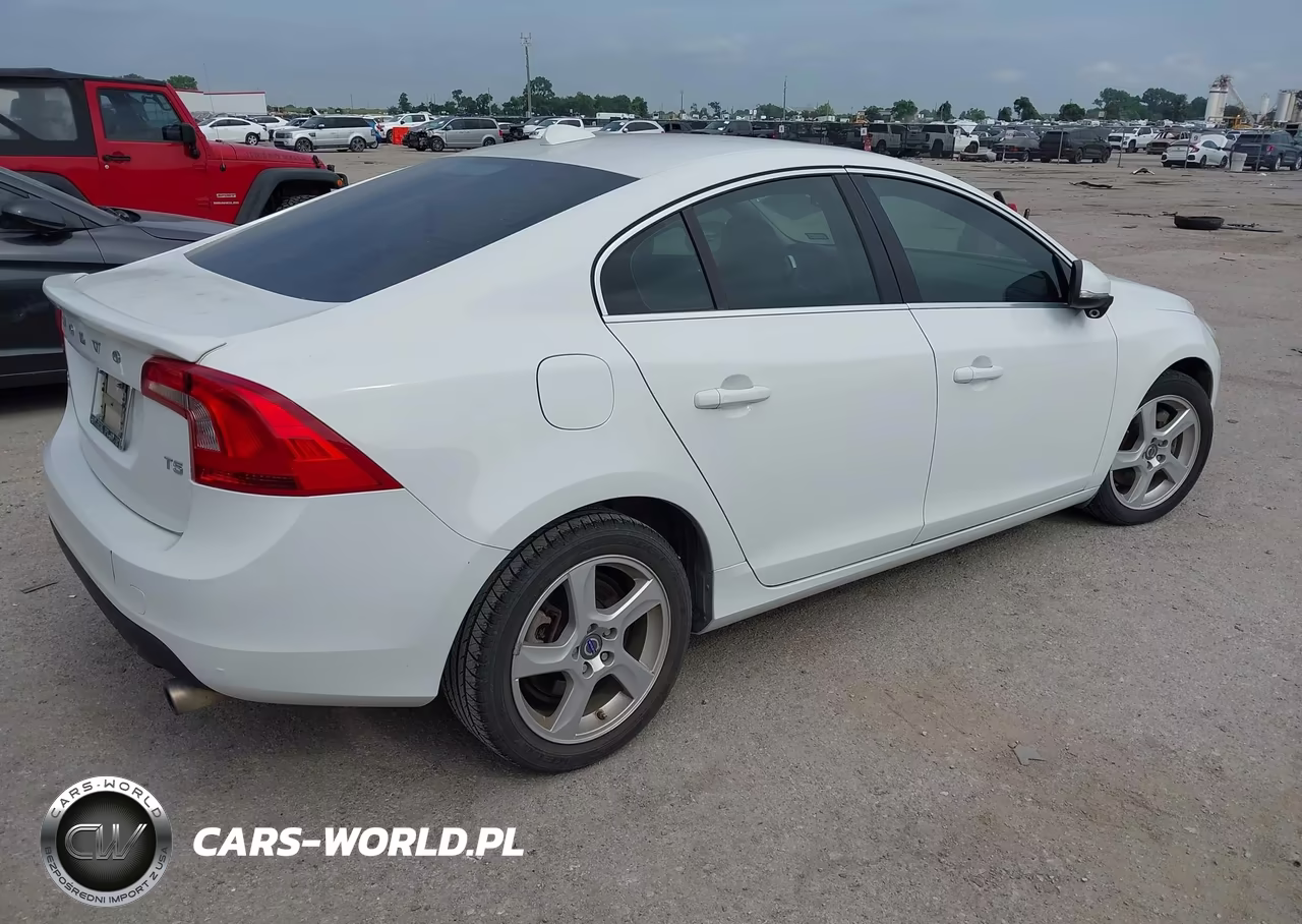 2013 Volvo S60 T5 VIN:YV1612FS1D1225260 - 4