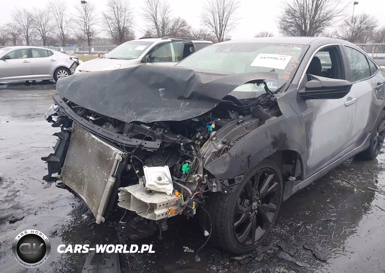 2019 Honda Civic Sport VIN:2HGFC2F88KH530159 - 17