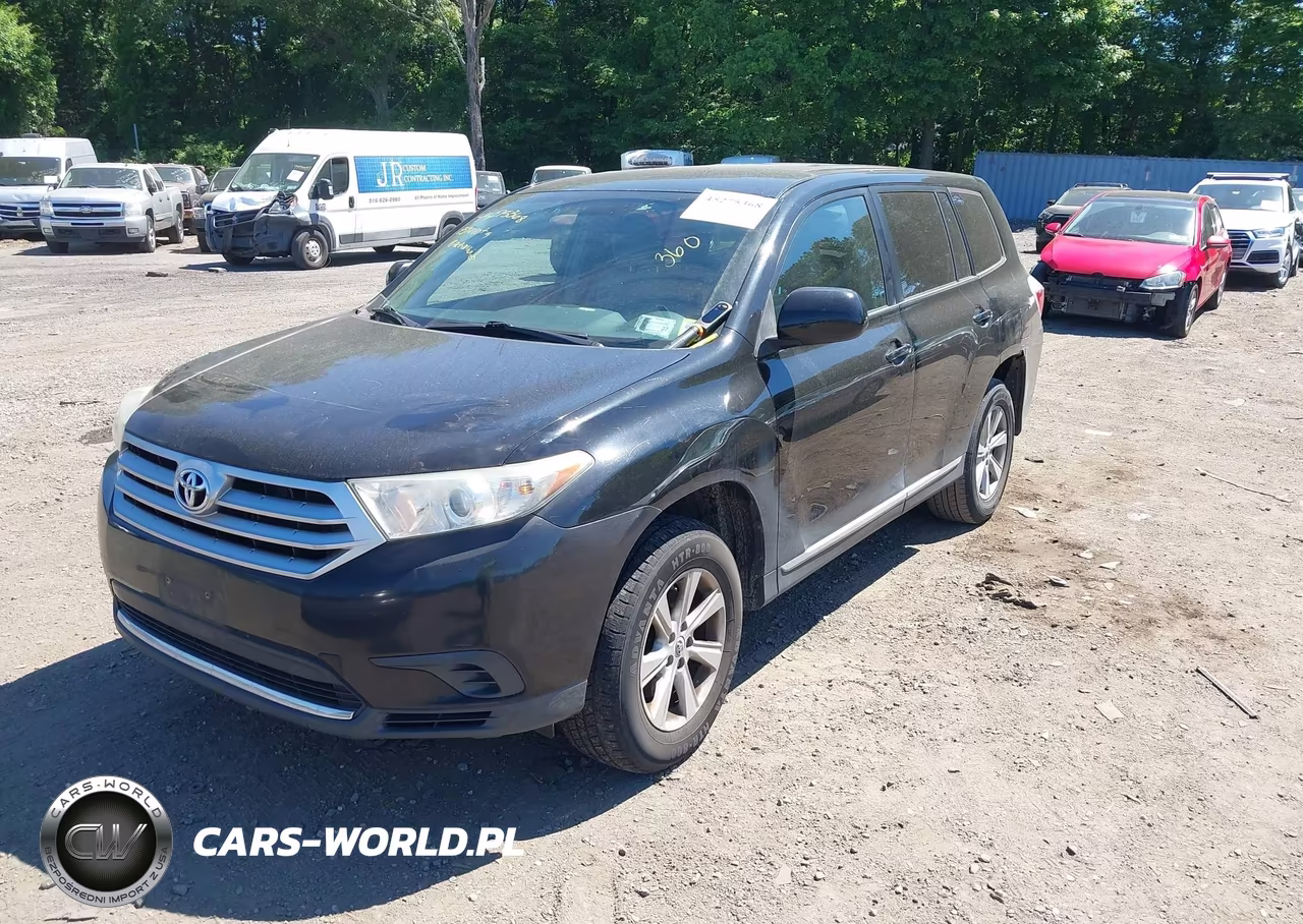 2013 Toyota Highlander Base V6 VIN:5TDBK3EH5DS208929 - 2