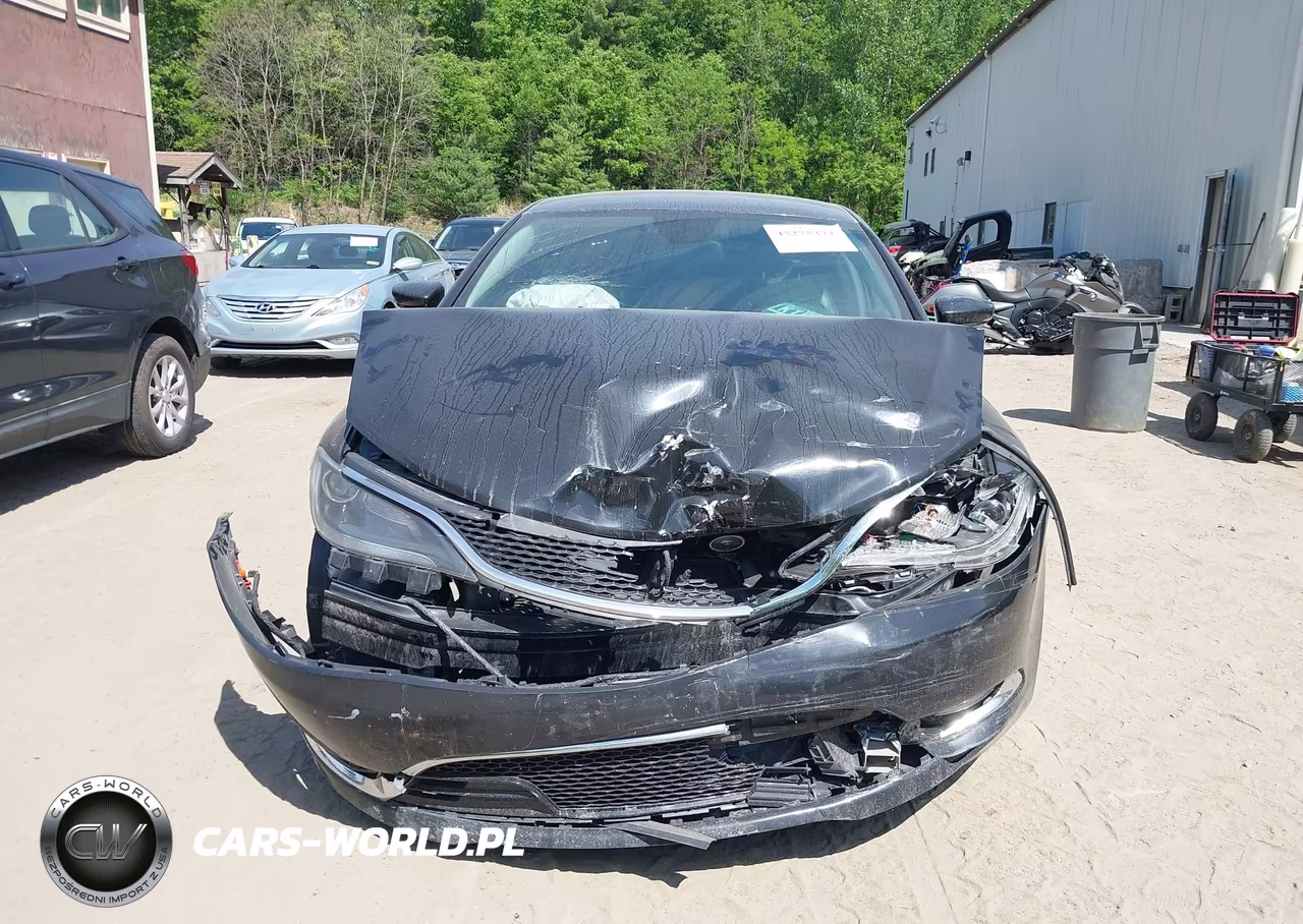 2015 Chrysler 200 C VIN:1C3CCCEG7FN512298 - 12
