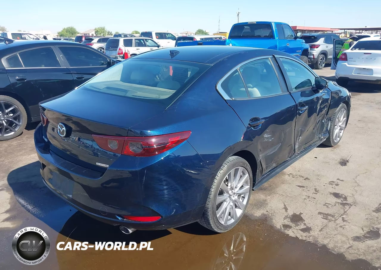 2020 Mazda Mazda3 Preferred Package VIN:3MZBPADL5LM127629 - 4