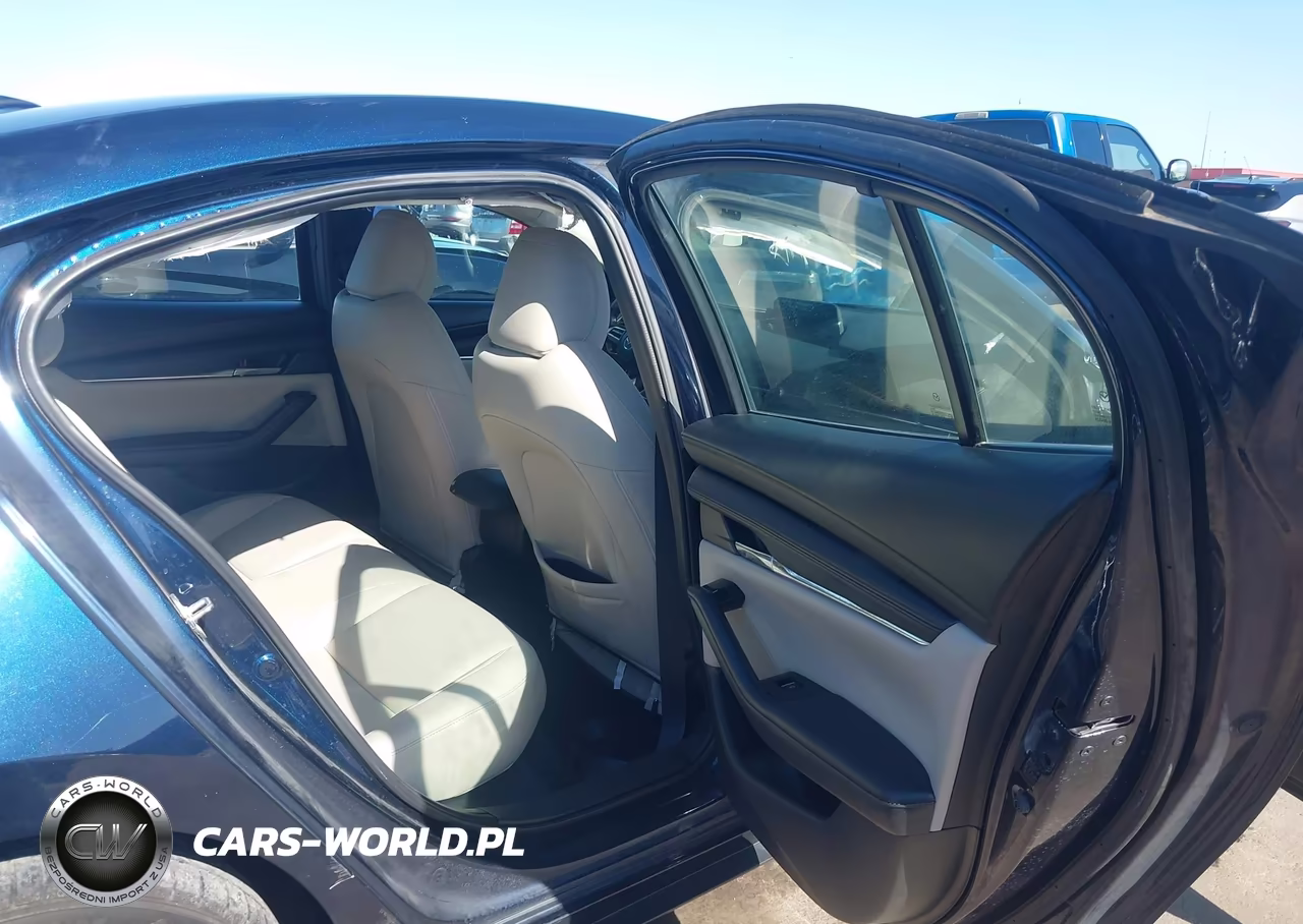 2020 Mazda Mazda3 Preferred Package VIN:3MZBPADL5LM127629 - 8