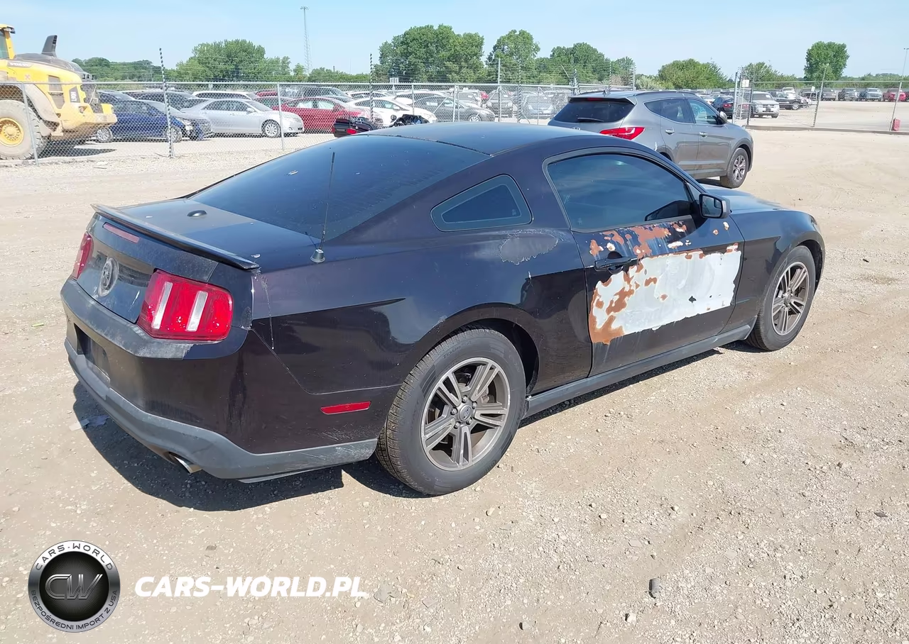 2012 Ford Mustang V6 Premium VIN:1ZVBP8AM6C5210837 - 4