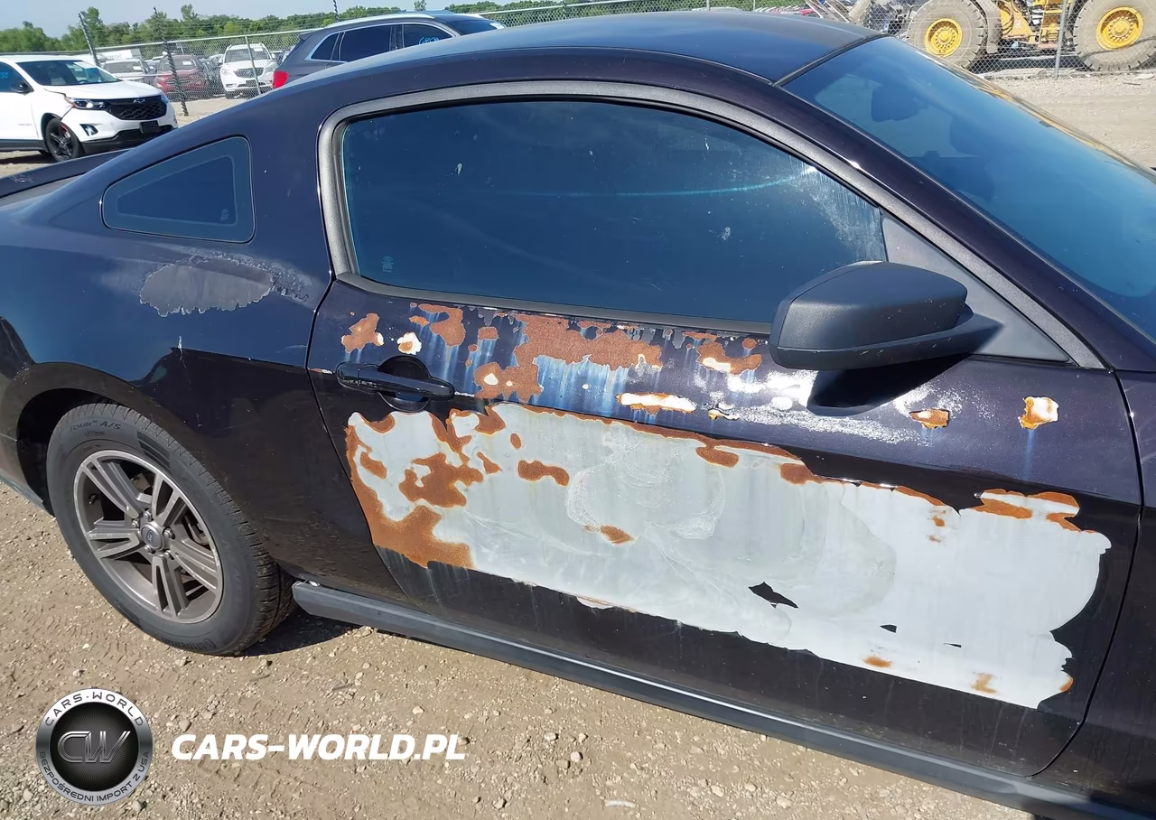 2012 Ford Mustang V6 Premium VIN:1ZVBP8AM6C5210837 - 6