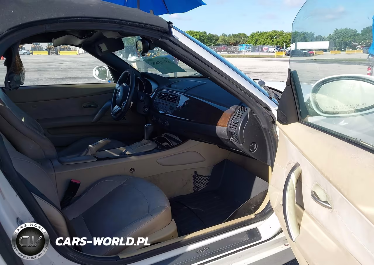 2007 BMW Z4 3.0Si VIN:4USBU53577LX03163 - 5