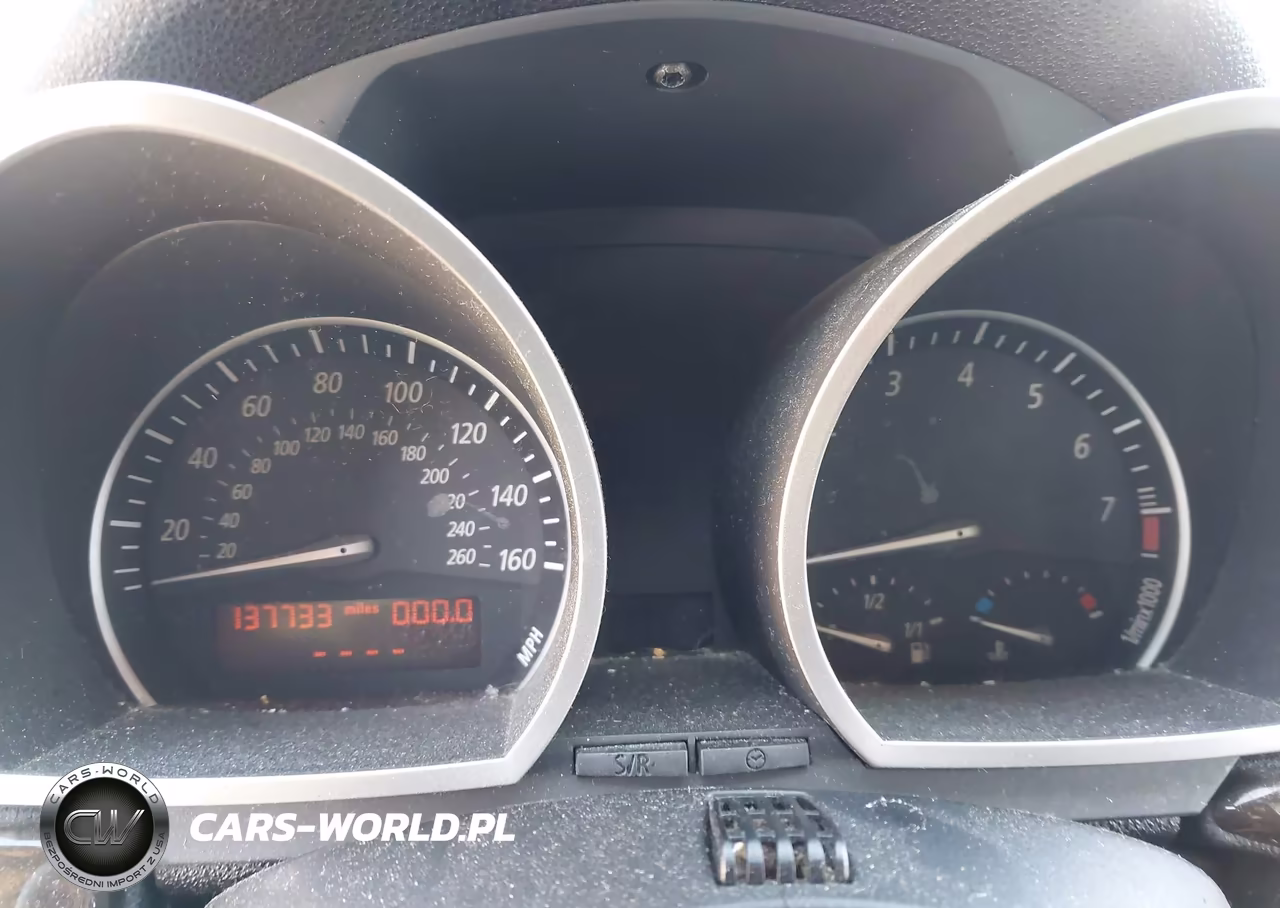 2007 BMW Z4 3.0Si VIN:4USBU53577LX03163 - 7