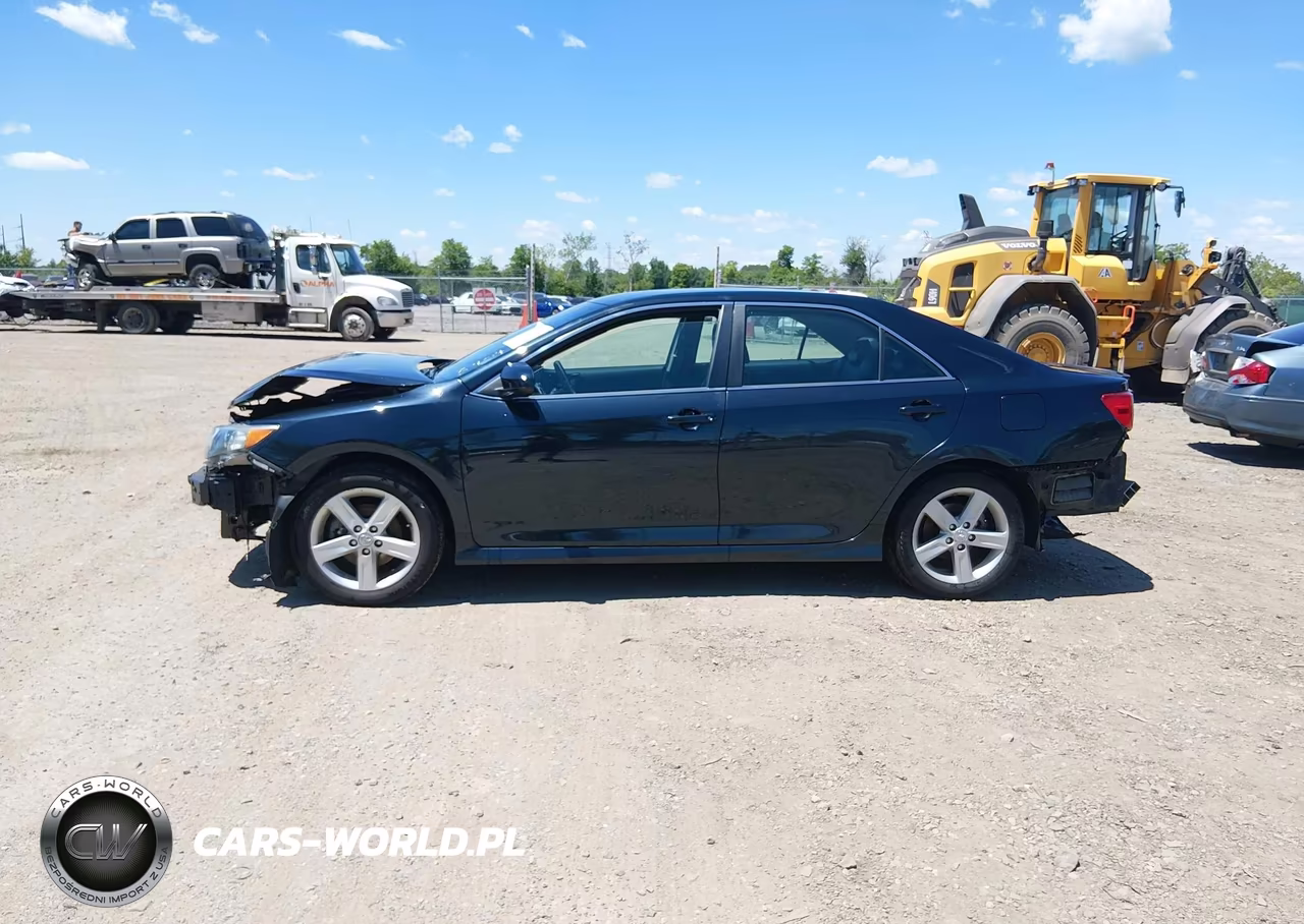 2014 Toyota Camry Se VIN:4T1BF1FK4EU442457 - 15