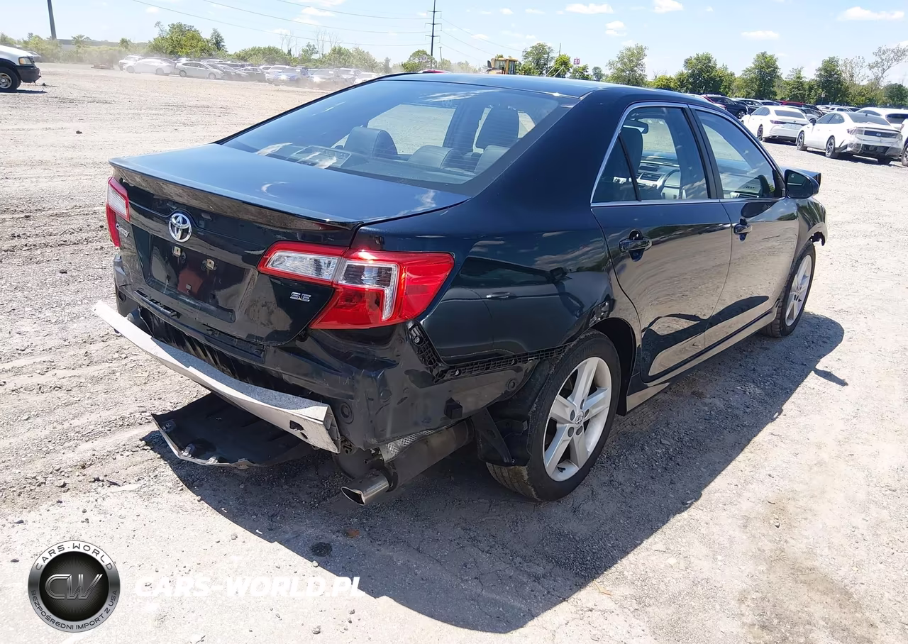 2014 Toyota Camry Se VIN:4T1BF1FK4EU442457 - 4
