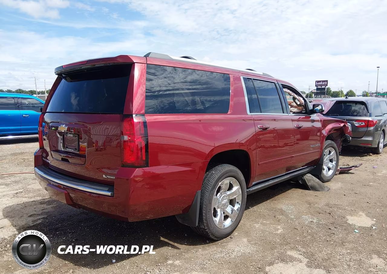 2017 Chevrolet Suburban Premier VIN:1GNSKJKC1HR318840 - 4