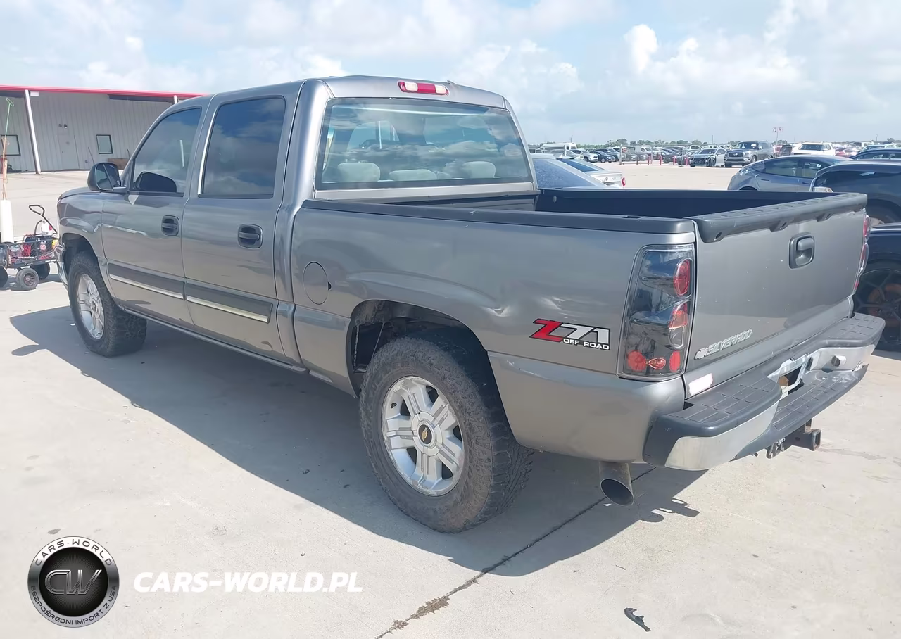 2007 Chevrolet Silverado K1500 Classic Crew Cab VIN:2GCEK13Z371162123 - 3