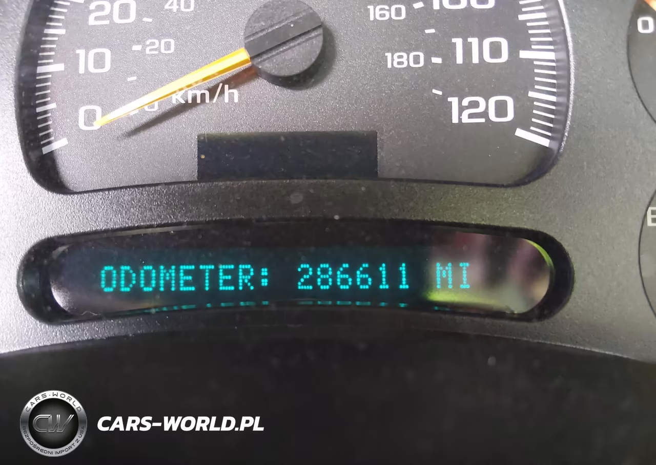 2005 Chevrolet Suburban 1500 Z71 VIN:3GNFK16ZX5G141832 - 14