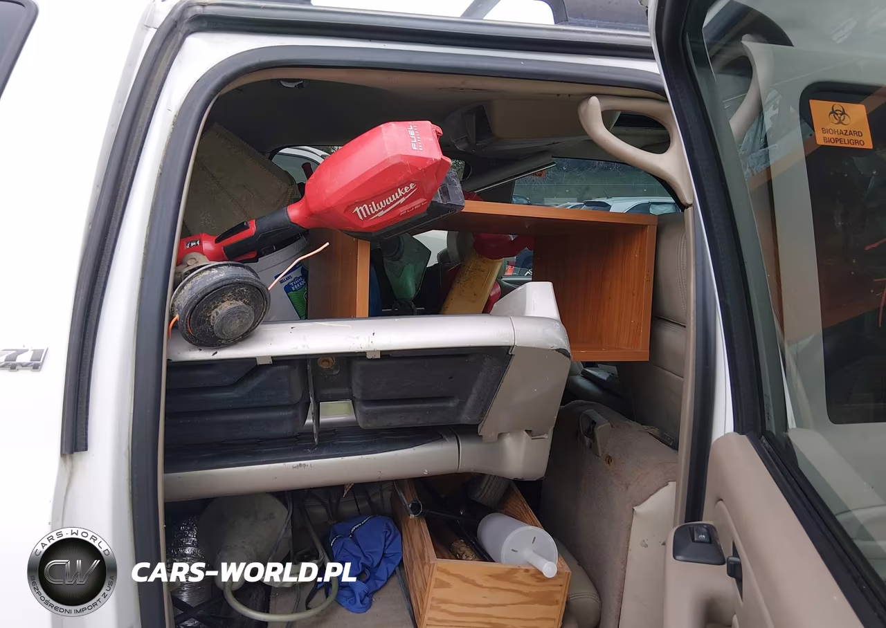 2005 Chevrolet Suburban 1500 Z71 VIN:3GNFK16ZX5G141832 - 8
